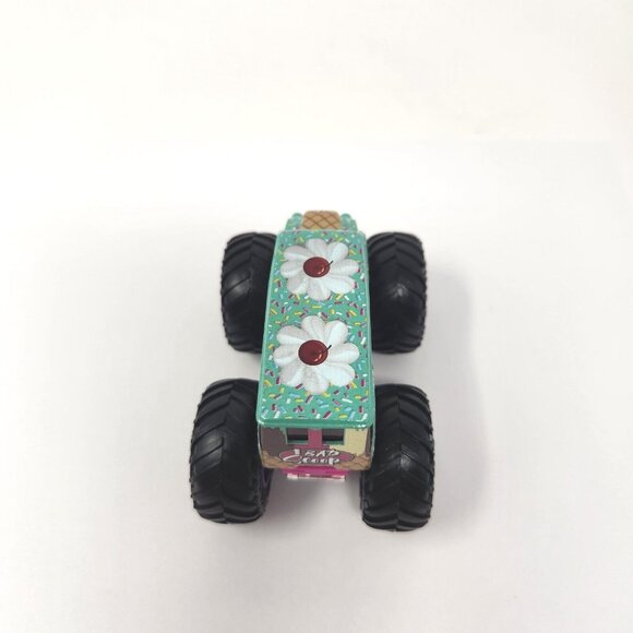 2022 Hot Wheels Monster Trucks 1 Bad Scoop Monster Truck 1:64 Demo Doubles (sm8) - Picture 5 of 7
